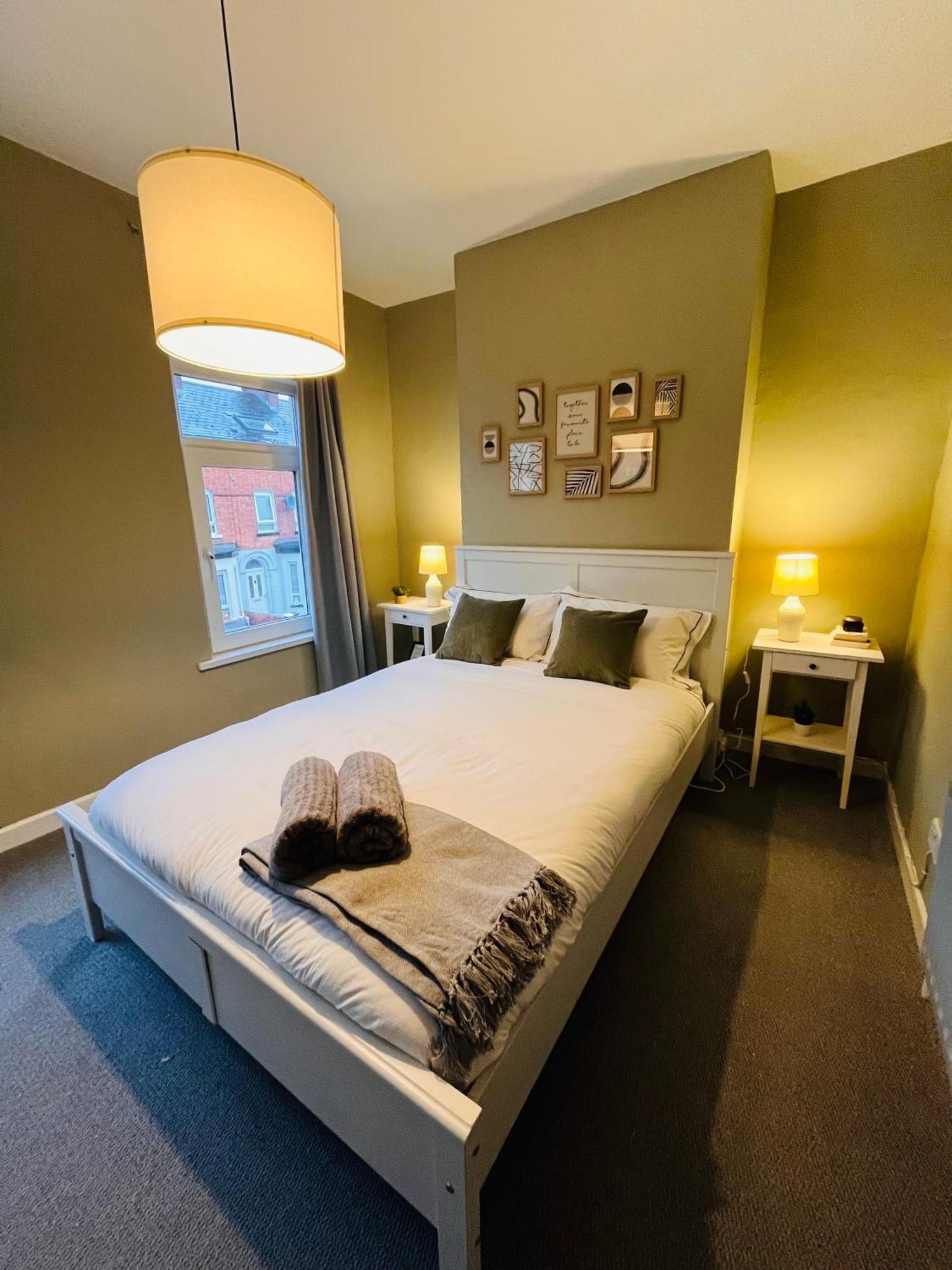 Appartamento Kings Bridge Townhouse Belfast Esterno foto