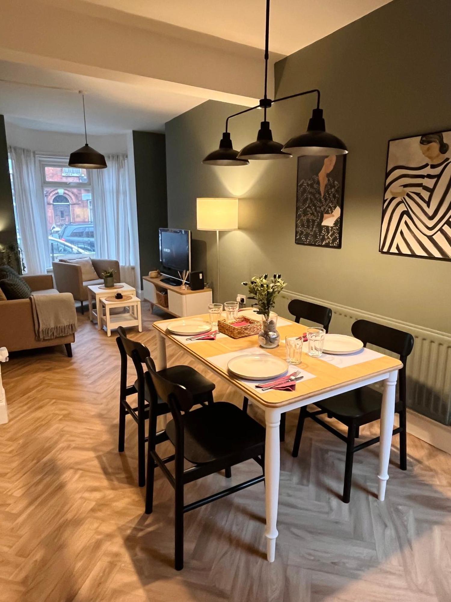 Appartamento Kings Bridge Townhouse Belfast Esterno foto