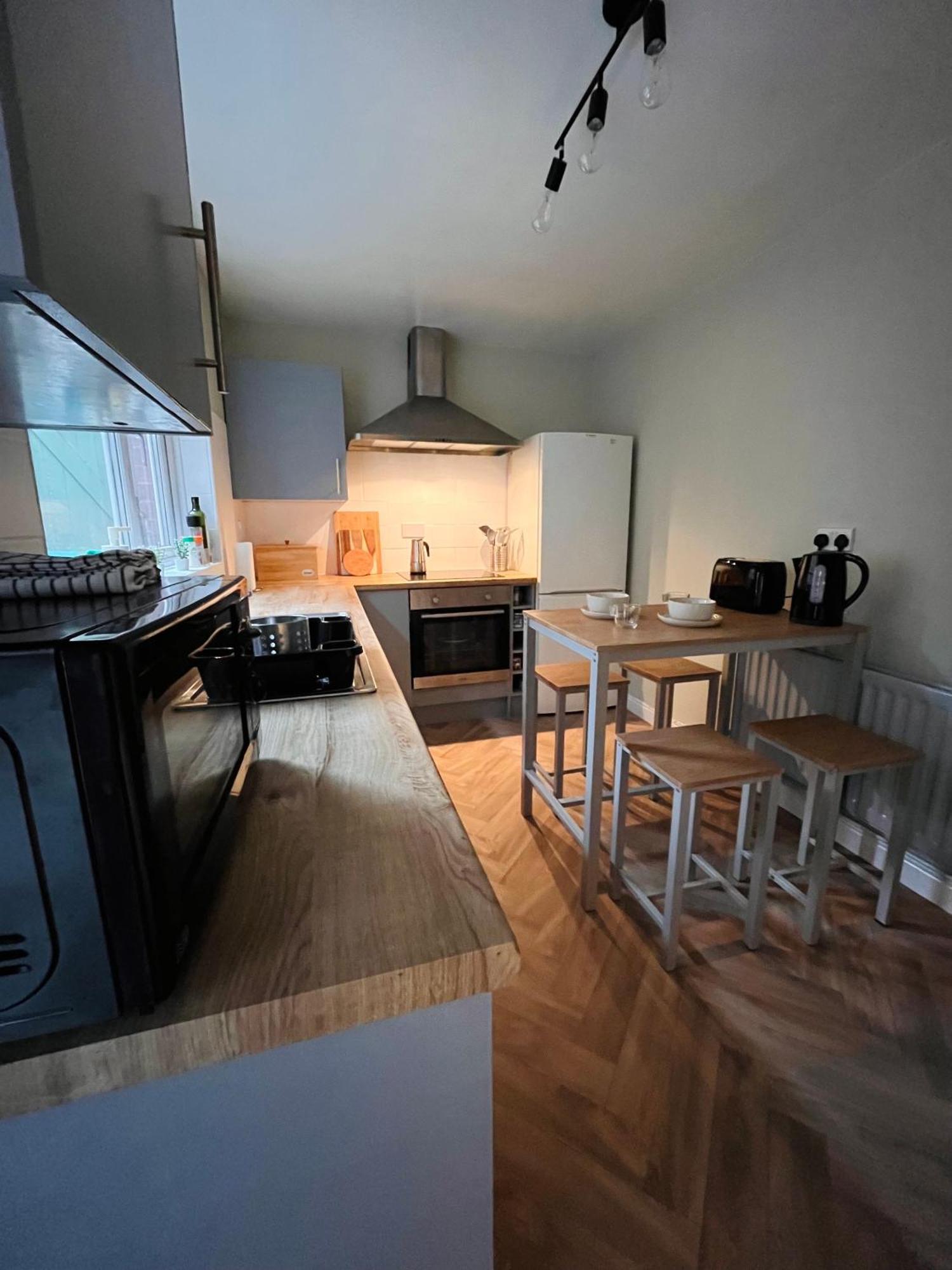 Appartamento Kings Bridge Townhouse Belfast Esterno foto