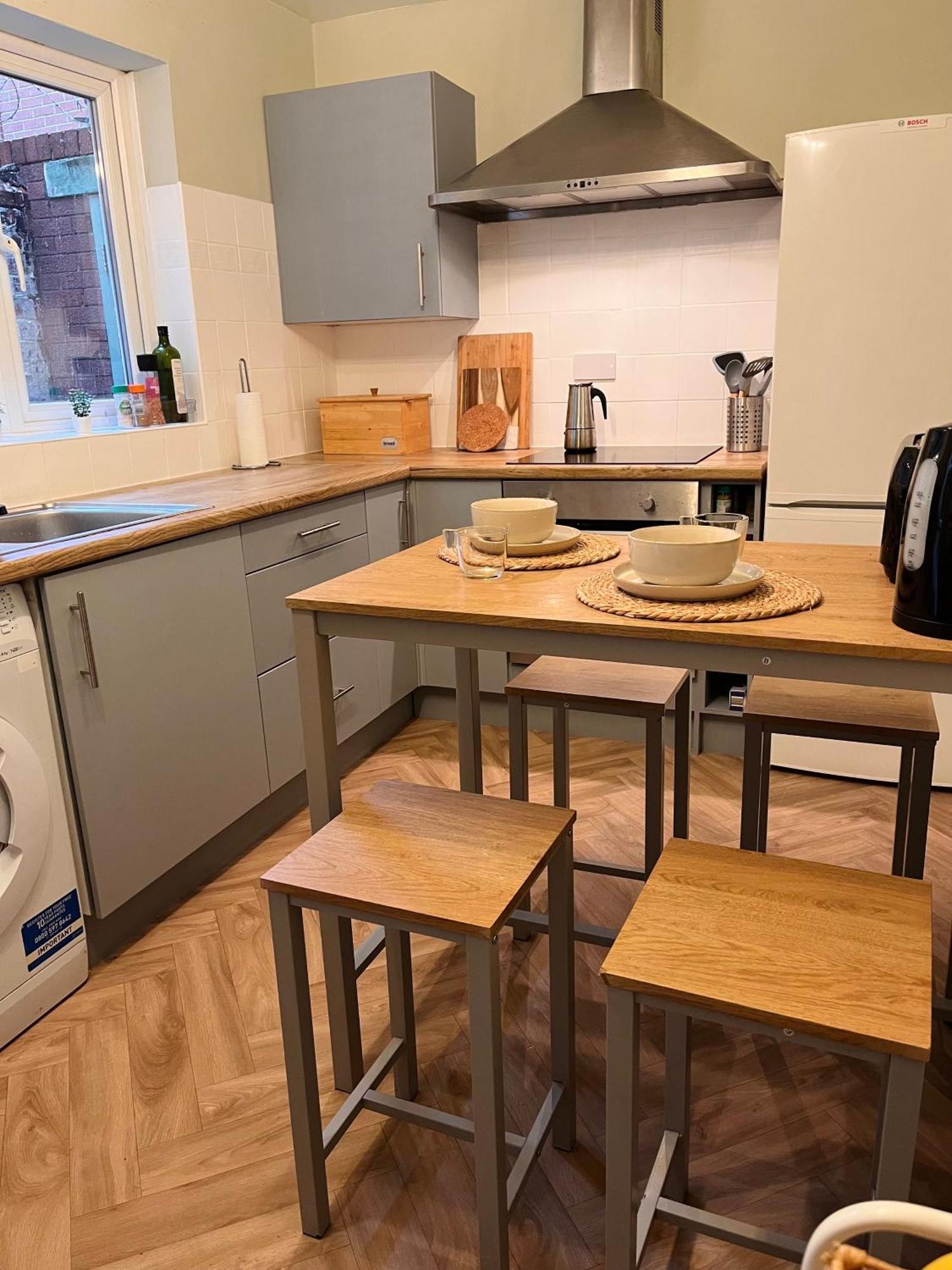 Appartamento Kings Bridge Townhouse Belfast Esterno foto
